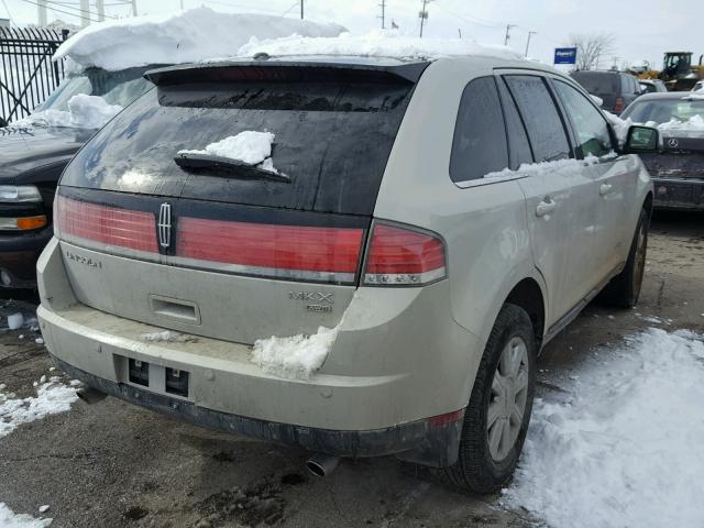 2LMDU88C57BJ16063 - 2007 LINCOLN MKX TAN photo 4