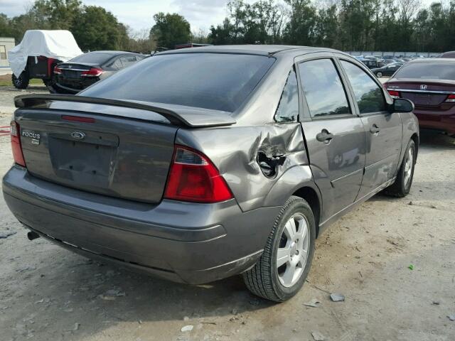 1FAFP34N27W274844 - 2007 FORD FOCUS ZX4 GRAY photo 4