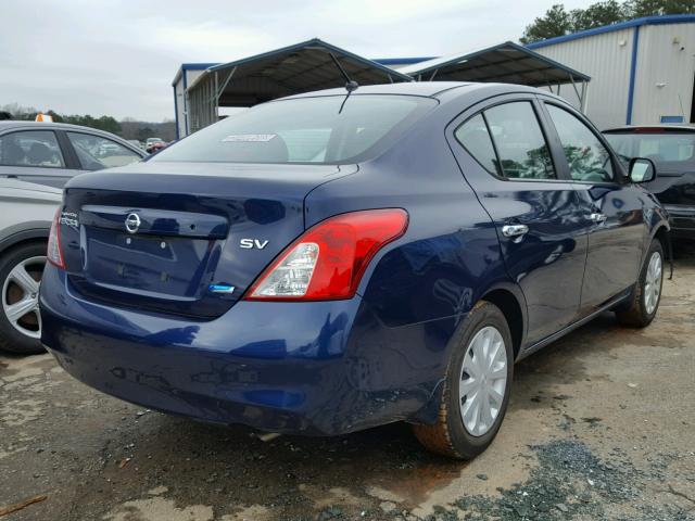 3N1CN7APXCL890102 - 2012 NISSAN VERSA S BLUE photo 4