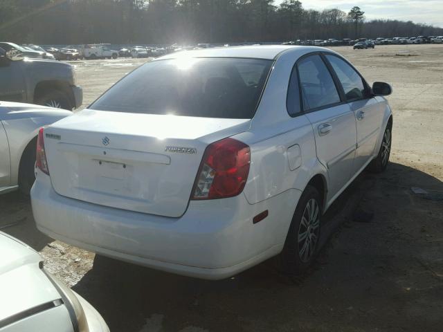 KL5JD56Z26K259104 - 2006 SUZUKI FORENZA WHITE photo 4