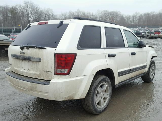 1J4GR48K95C672740 - 2005 JEEP GRAND CHER WHITE photo 4