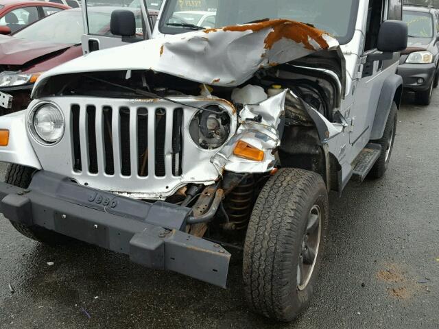 1J4FA39S04P751894 - 2004 JEEP WRANGLER X SILVER photo 9