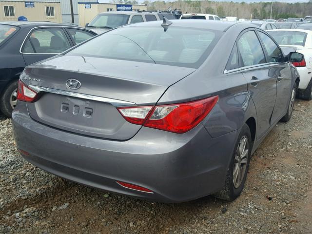 5NPEB4AC2BH233724 - 2011 HYUNDAI SONATA GLS GRAY photo 4