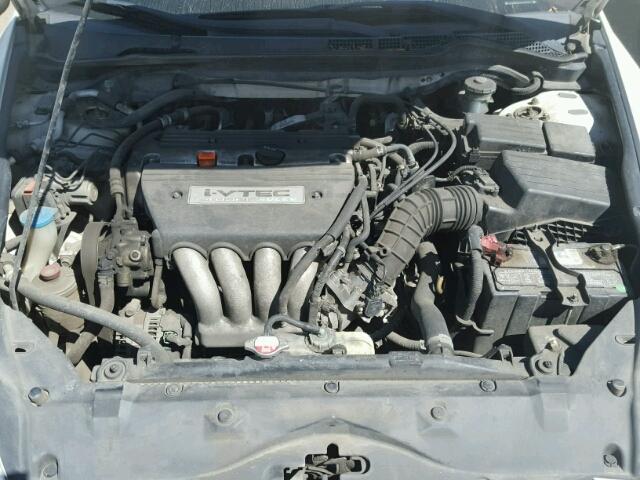 JHMCM56495C005906 - 2005 HONDA ACCORD LX WHITE photo 7