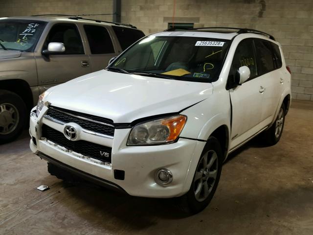 2T3DK4DVXBW045776 - 2011 TOYOTA RAV4 LIMIT WHITE photo 2