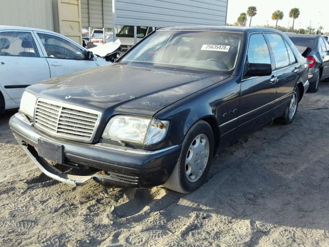 WDBGA51G6XA404492 - 1999 MERCEDES-BENZ S 500 GREEN photo 2