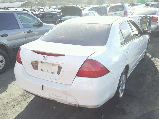 1HGCM56376A047899 - 2006 HONDA ACCORD SE WHITE photo 4