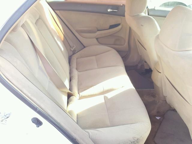 1HGCM56376A047899 - 2006 HONDA ACCORD SE WHITE photo 6