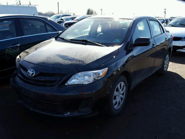 2T1BU4EE1CC764622 - 2012 TOYOTA COROLLA BA BLACK photo 2