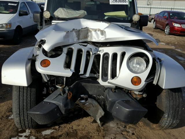 1J4FA54198L653258 - 2008 JEEP WRANGLER S SILVER photo 9