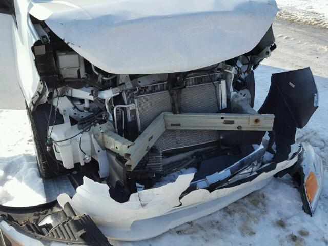 3N63M0ZN7FK699898 - 2015 CHEVROLET CITY EXPRE WHITE photo 9