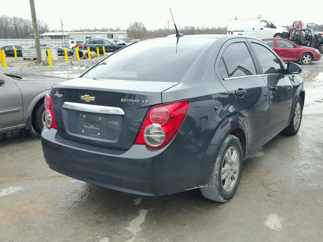 1G1JC5SH9E4174315 - 2014 CHEVROLET SONIC LT GRAY photo 4