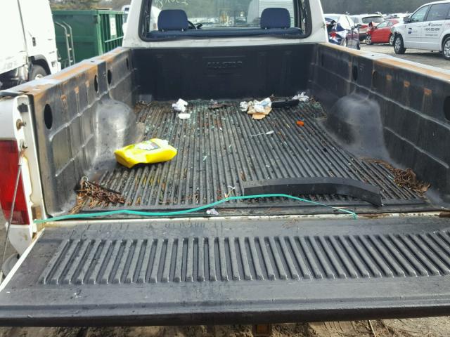 3FTHF26H4VMA11985 - 1997 FORD F250 WHITE photo 6