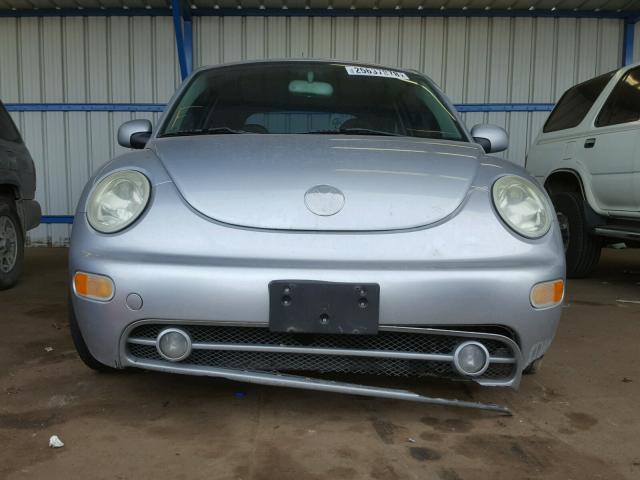 3VWDD21C42M422134 - 2002 VOLKSWAGEN NEW BEETLE 银色 照片 9