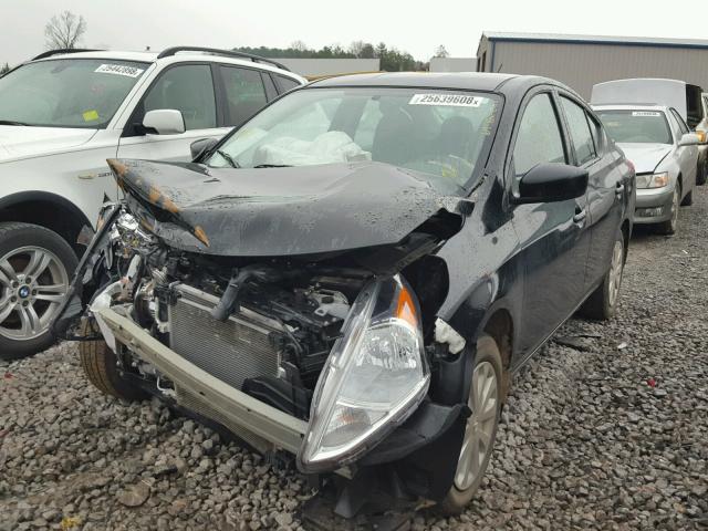 3N1CN7AP3HL859250 - 2017 NISSAN VERSA S BLACK photo 2