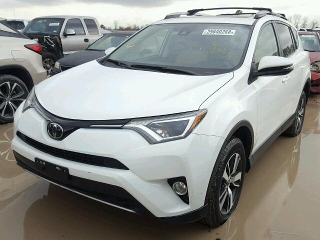 JTMWFREV7HJ110034 - 2017 TOYOTA RAV4 XLE WHITE photo 2