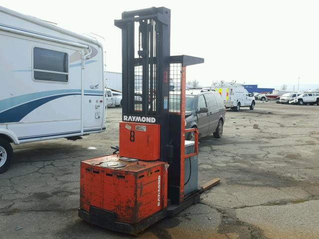 12C842804 - 2000 RAYM FORKLIFT ORANGE photo 4