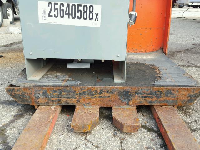 12C842804 - 1984 RAYM FORKLIFT ნარინჯისფერი ფოტო 9