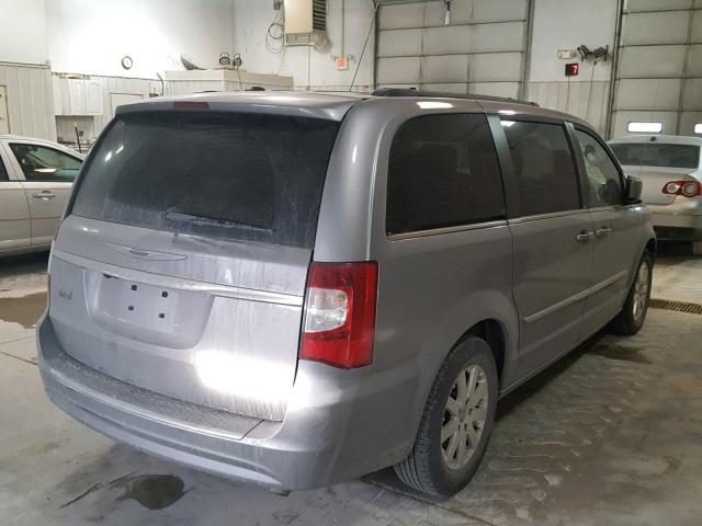 2C4RC1BG9DR667885 - 2013 CHRYSLER TOWN & COU GRAY photo 4