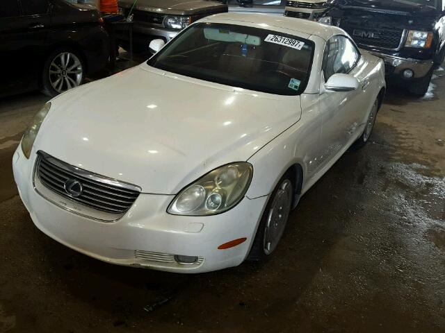 JTHFN48Y720025363 - 2002 LEXUS SC 430 WHITE photo 2