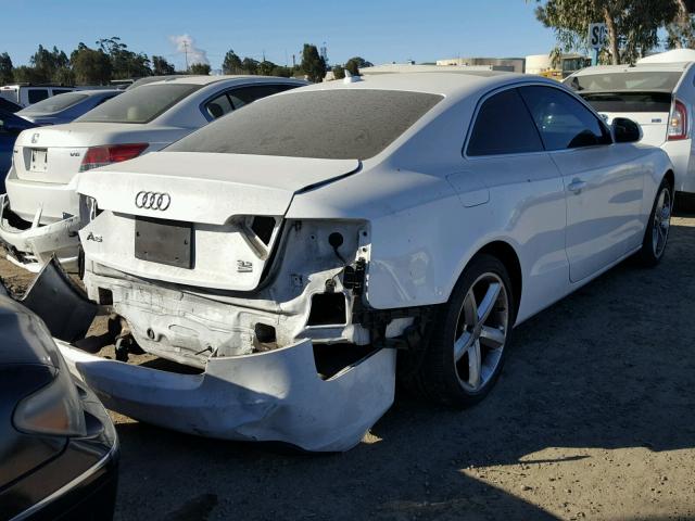 WAUDK78T29A024369 - 2009 AUDI A5 QUATTRO WHITE photo 4