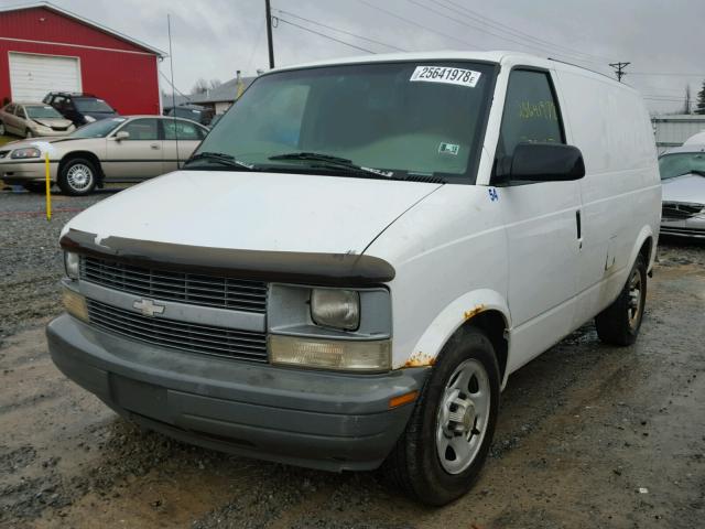 1GCDM19X15B129145 - 2005 CHEVROLET ASTRO WHITE photo 2