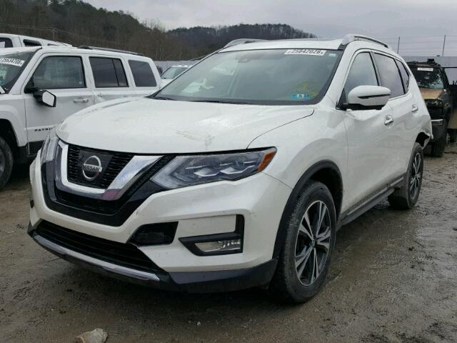 5N1AT2MVXHC856778 - 2017 NISSAN ROGUE SV WHITE photo 2