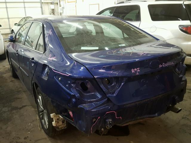 4T1BF1FK3GU548773 - 2016 TOYOTA CAMRY LE BLUE photo 3