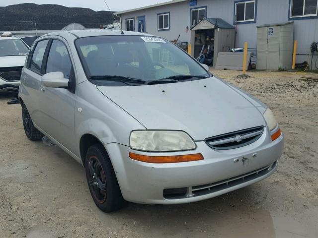 KL1TD62605B463491 - 2005 CHEVROLET AVEO BASE SILVER photo 1