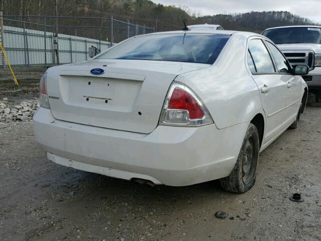 3FAHP06Z68R226940 - 2008 FORD FUSION S WHITE photo 4