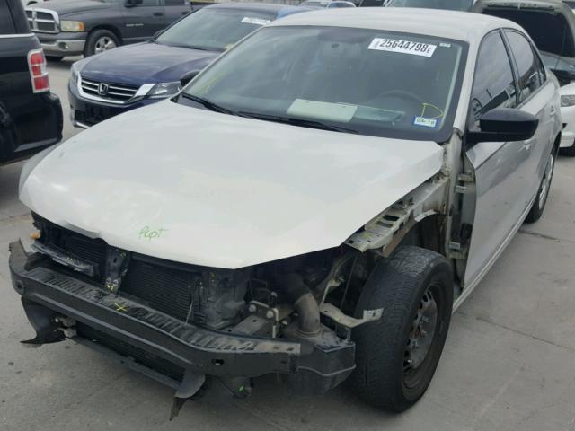 3VW2K7AJ2BM330738 - 2011 VOLKSWAGEN JETTA BASE ვერცხლისფერი ფოტო 2
