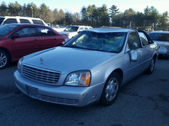 1G6KD54YX2U263279 - 2002 CADILLAC DEVILLE SILVER photo 2