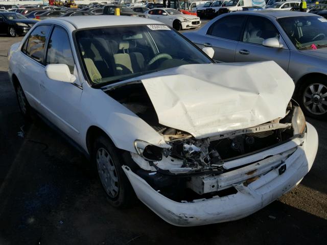 JHMCG66572C029705 - 2002 HONDA ACCORD LX WHITE photo 1