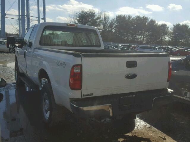 1FTWX31549EB18182 - 2009 FORD F350 SUPER WHITE photo 3