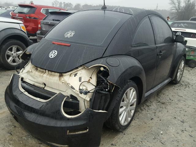 3VWRW31C58M525187 - 2008 VOLKSWAGEN NEW BEETLE BLACK photo 4