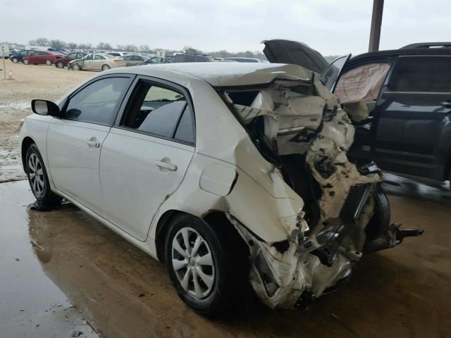 JTDBU4EE6B9157636 - 2011 TOYOTA COROLLA BA WHITE photo 3