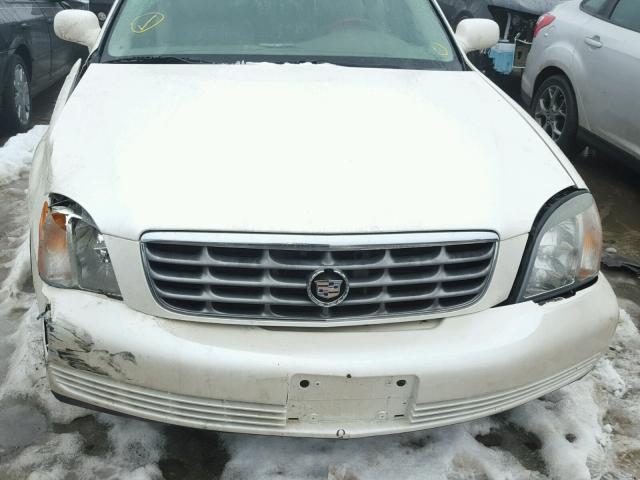 1G6KE57Y72U125515 - 2002 CADILLAC DEVILLE DH WHITE photo 9