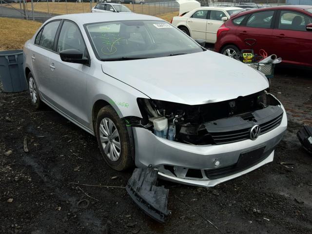 3VW2K7AJ2EM252076 - 2014 VOLKSWAGEN JETTA BASE GRAY photo 1