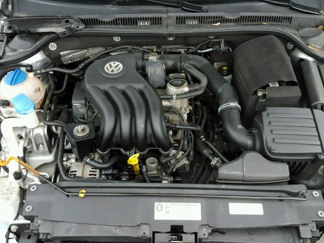 3VW2K7AJ2EM252076 - 2014 VOLKSWAGEN JETTA BASE GRAY photo 7