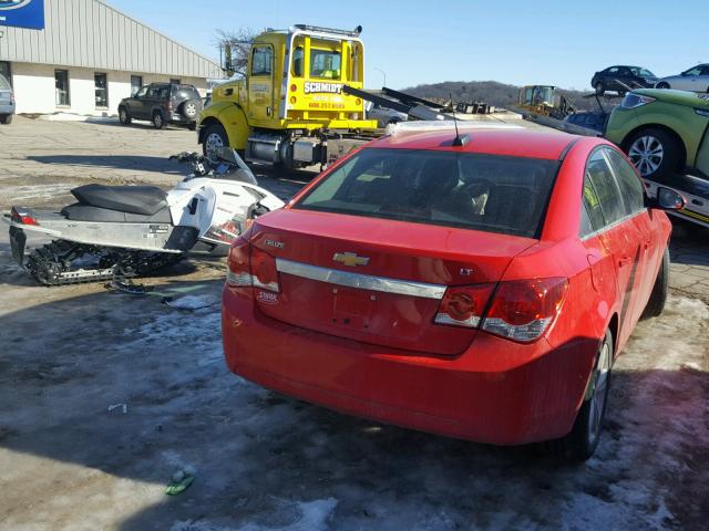 1G1PE5SB4F7155235 - 2015 CHEVROLET CRUZE LT RED photo 4