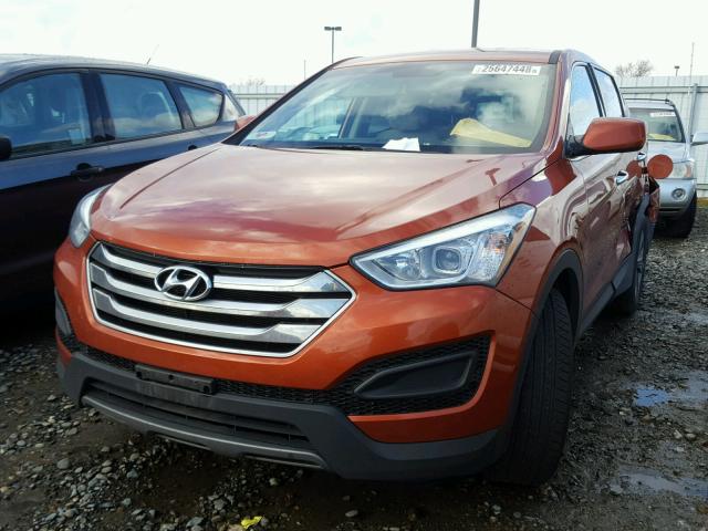 5XYZTDLB5GG327355 - 2016 HYUNDAI SANTA FE S ORANGE photo 2