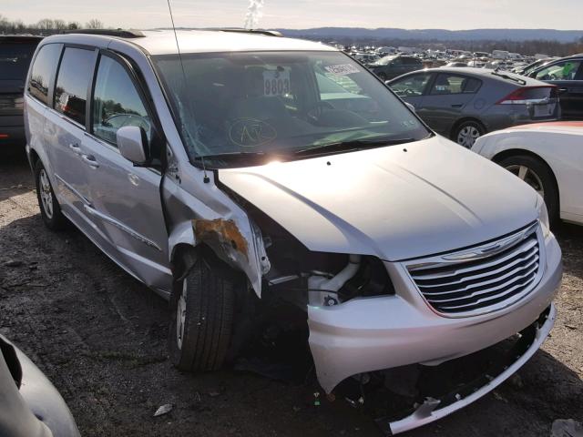 2A4RR5DG0BR614986 - 2011 CHRYSLER TOWN & COU SILVER photo 1