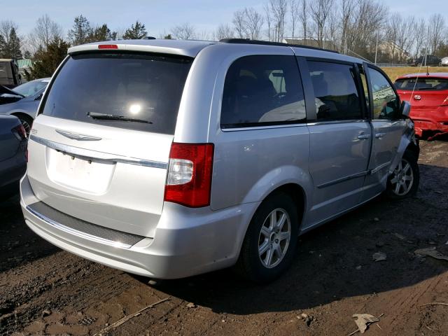 2A4RR5DG0BR614986 - 2011 CHRYSLER TOWN & COU SILVER photo 4