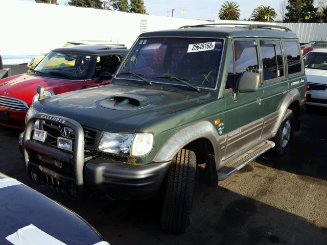 KMXKPE1CP1U390835 - 2001 HYUNDAI GALLOPER GREEN photo 2