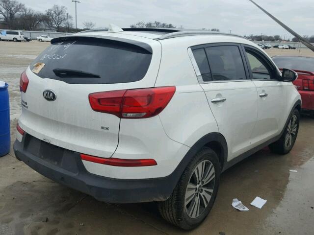 KNDPC3AC0G7868906 - 2016 KIA SPORTAGE E WHITE photo 4