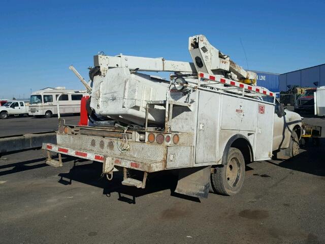 1FDAF57F51EC17201 - 2001 FORD F550 SUPER TWO TONE photo 4