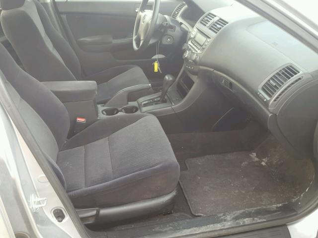 JHMCM56323C005718 - 2003 HONDA ACCORD LX SILVER photo 5