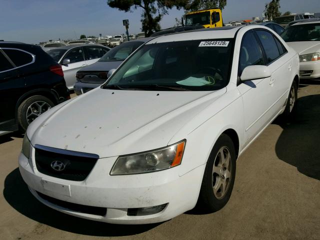 5NPEU46FX6H100762 - 2006 HYUNDAI SONATA GLS WHITE photo 2