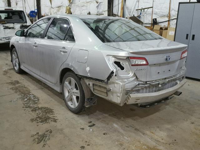 4T1BD1FK4EU119354 - 2014 TOYOTA CAMRY HYBR SILVER photo 3