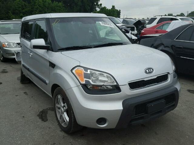 KNDJT2A22B7310426 - 2011 KIA SOUL +/!/S SILVER photo 1